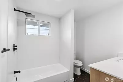 4002 Courtland Place S, Seattle, WA 98118 - Photo 12