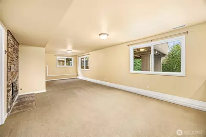 231 105th Avenue SE, Bellevue, WA 98004 - Photo 30