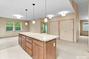 730 Farmington Dr, Burlington, WA 98233 - Photo 12