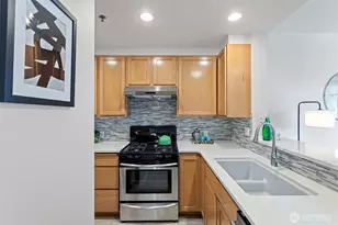 2801 1st Ave, Seattle, WA 98121 - Photo 12