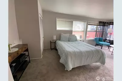 3429 Burke Avenue N #23, Seattle, WA 98103 - Photo 6