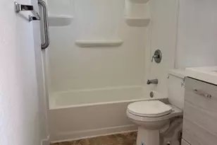 860 111th St S, Tacoma, WA 98444 - Photo 8