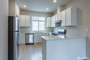 8800 Corona Ct NE, Lacey, WA 98516 - Photo 8