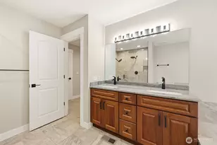 10717 212th St E, Graham, WA 98338 - Photo 16