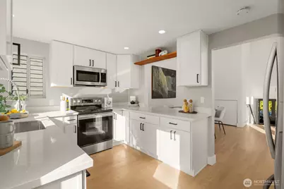 3708 20th Avenue SW, Seattle, WA 98106 - Photo 6