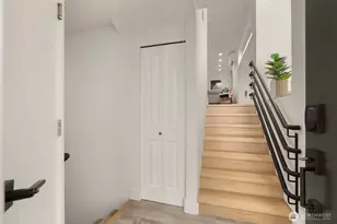 3708 20th Ave SW, Seattle, WA 98106 - Photo 8