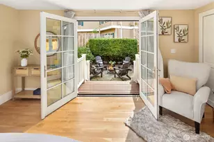 201 N 57th St, Seattle, WA 98103 - Photo 24