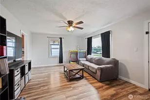 3102 Hemlock St, Longview, WA 98632 - Photo 6