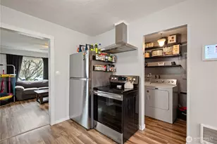 3102 Hemlock St, Longview, WA 98632 - Photo 8