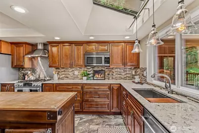 10554 NE 150th Court, Bothell, WA 98011 - Photo 14