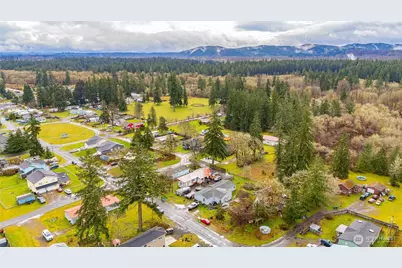 408 W Eagle Avenue, Oakville, WA 98568 - Photo 10