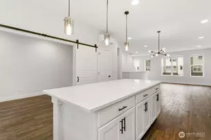 13421 Admiralty Way, Lynnwood, WA 98087 - Photo 8