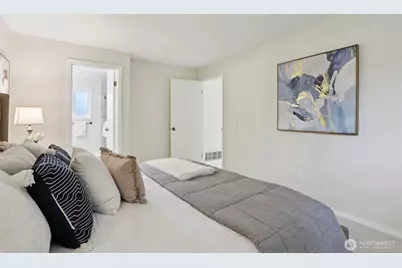 22124 NE 9th Place, Sammamish, WA 98074 - Photo 22