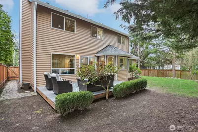 22124 NE 9th Place, Sammamish, WA 98074 - Photo 34