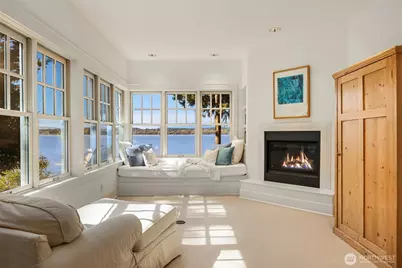 13401 Manzanita Road NE, Bainbridge Island, WA 98110 - Photo 24