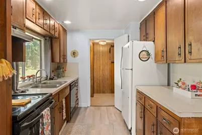 102 W Poplar Street, Shelton, WA 98584 - Photo 16