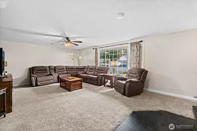 3924 18th Avenue NE, Olympia, WA 98506 - Photo 6