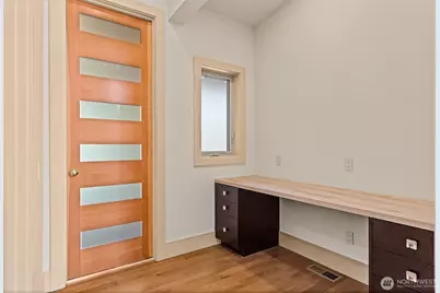 8 N 96th Avenue, Yakima, WA 98908 - Photo 32