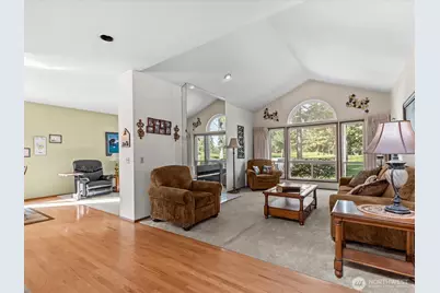 25719 Lake Wilderness Country Club Drive SE, Maple Valley, WA 98038 - Photo 8