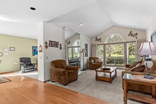 25719 Lake Wilderness Country Club Dr SE, Maple Valley, WA 98038 - Photo 8