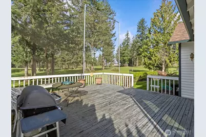 25719 Lake Wilderness Country Club Drive SE, Maple Valley, WA 98038 - Photo 20