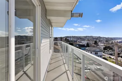 2522 Rucker Avenue #403, Everett, WA 98201 - Photo 16