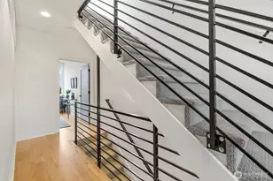 908 N 46th St, Seattle, WA 98103 - Photo 10