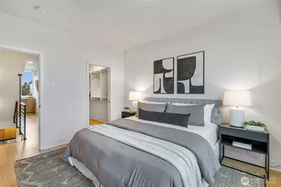 908 N 46th Street #F, Seattle, WA 98103 - Photo 12