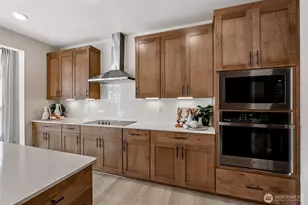 13914 180 St E, Puyallup, WA 98374 - Photo 8