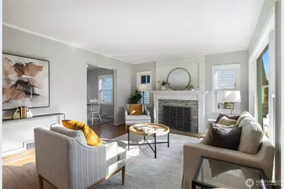 5232 38th Avenue NE, Seattle, WA 98105 - Photo 4