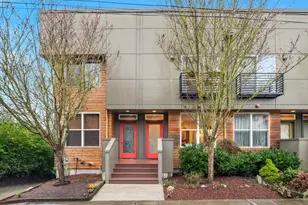 1139 Bradner Pl S, Seattle, WA 98144 - Photo 2
