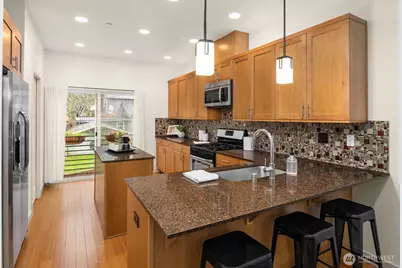 1139 Bradner Place S, Seattle, WA 98144 - Photo 6