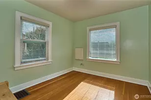 403 Alabama St, Bellingham, WA 98225 - Photo 12