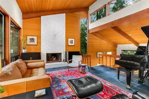 19616 44th Pl NE, Lake Forest Park, WA 98155 - Photo 2