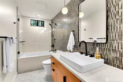 19616 44th Place NE, Lake Forest Park, WA 98115 - Photo 18