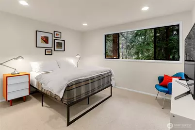 19616 44th Place NE, Lake Forest Park, WA 98115 - Photo 16