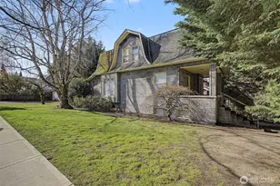 1857 N 54th St, Seattle, WA 98103 - Photo 2