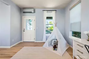 421 NE 60th St, Seattle, WA 98115 - Photo 18