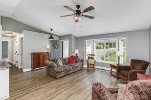 8618 74th Dr NE, Marysville, WA 98270 - Photo 10