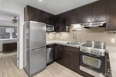 752 Bellevue Avenue E #202, Seattle, WA 98102 - Photo 6