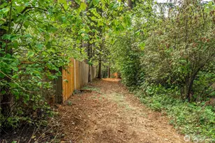 17911 Clearland Blvd SE, Yelm, WA 98597 - Photo 4