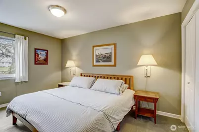 403 E Thomas Street #1-9, Seattle, WA 98102 - Photo 18