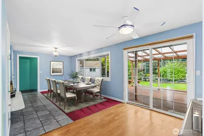 18930 66th Place W, Lynnwood, WA 98036 - Photo 8