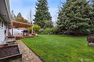 18930 66th Pl W, Lynnwood, WA 98036 - Photo 16