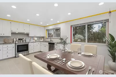 18930 66th Place W, Lynnwood, WA 98036 - Photo 6