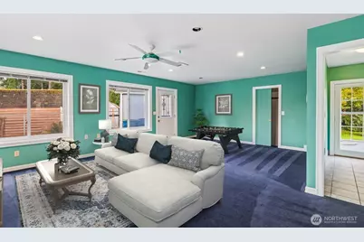 18930 66th Place W, Lynnwood, WA 98036 - Photo 10