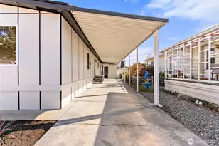 1510 Maple Ln, Kent, WA 98030 - Photo 4