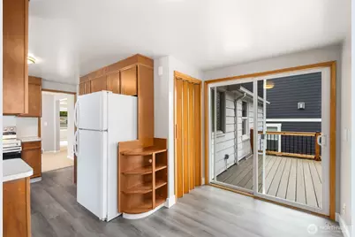 4731 49th Avenue NE, Seattle, WA 98105 - Photo 14