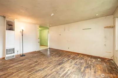 502 N Oak Street, Burlington, WA 98233 - Photo 4