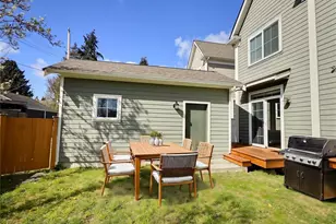 745 N 101st St, Seattle, WA 98133 - Photo 32